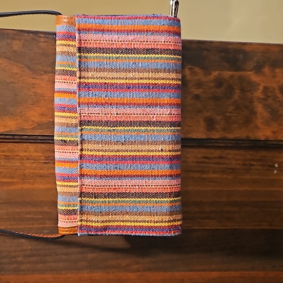 Circus by Sam Edelman Candace Wallet Crossbody Multicolored - 8" L x 5" H - Picture 2 of 5